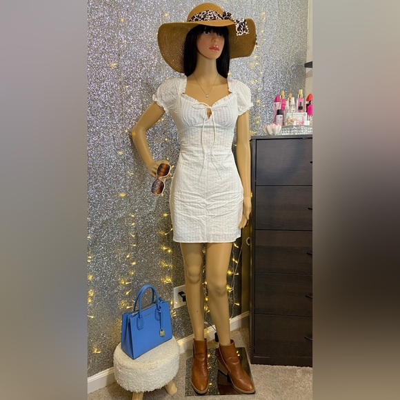 White Frill Trim Tie Front Crinkle Dress - Picture 5 of 8